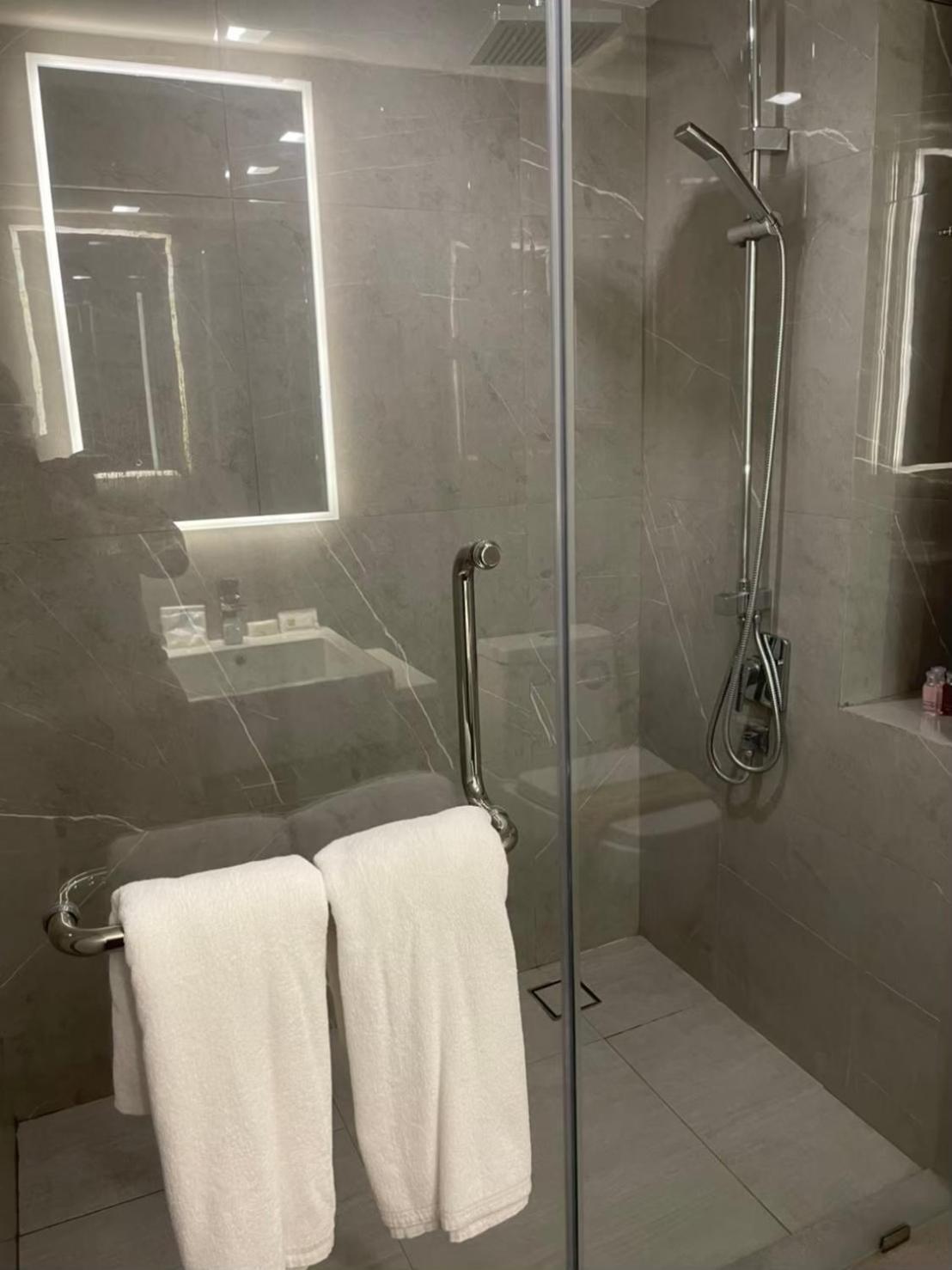 D2 Residences Huahin 华欣市中心近海滩近商场酒店式公寓可加床有连通房型 Oda fotoğraf